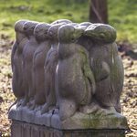 Dicht op elkaar gepakt.
<br/>
Marcel Westhoff, februari 2016
